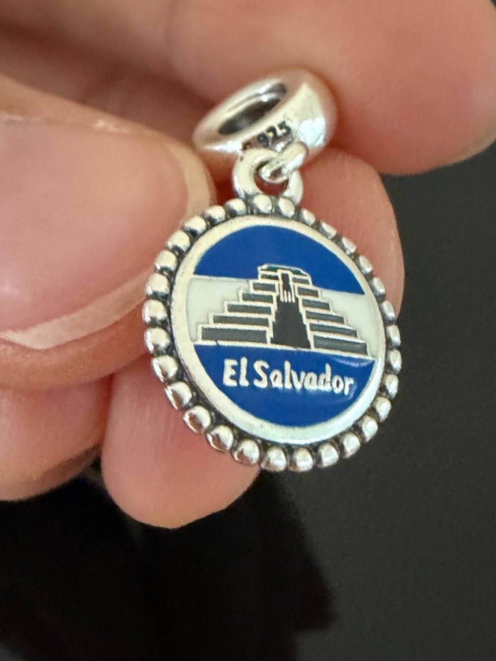 Pandora Elsalvador Flag Exclusive Charm
